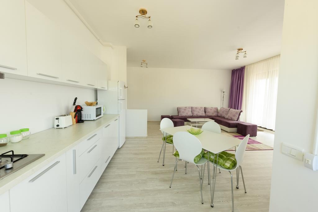 Ferienwohnung Purple Sun Năvodari Exterior foto