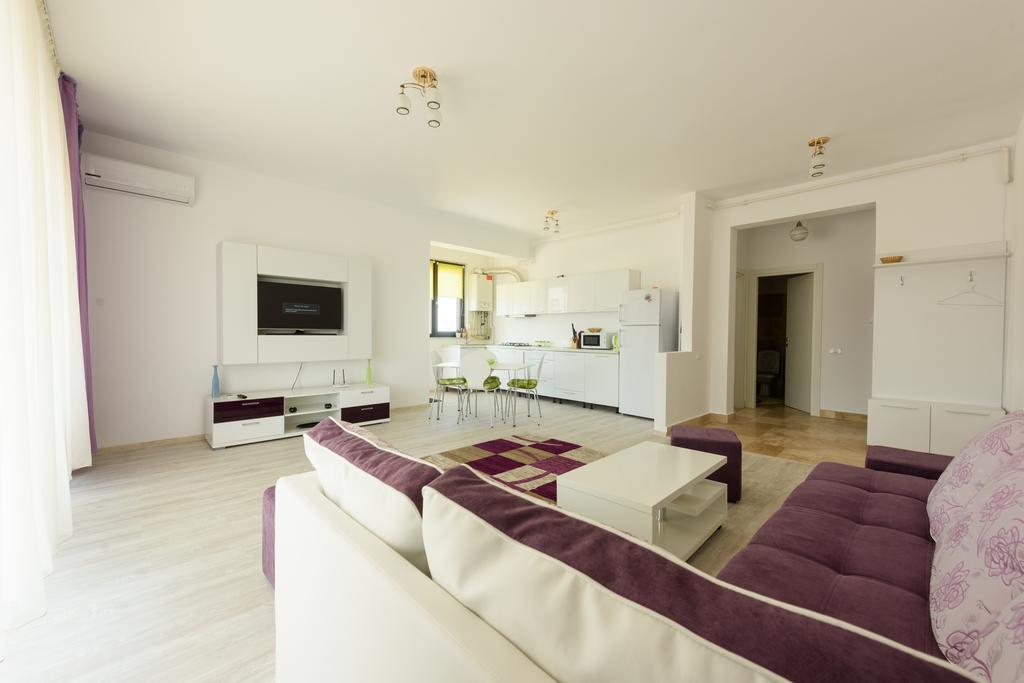 Ferienwohnung Purple Sun Năvodari Exterior foto
