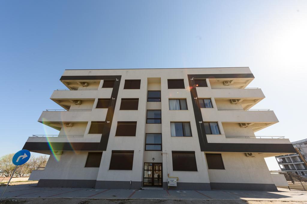 Ferienwohnung Purple Sun Năvodari Exterior foto